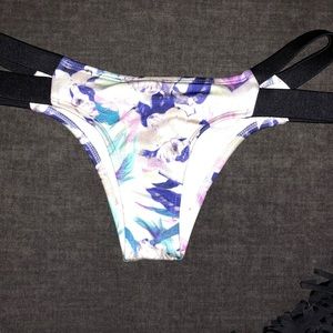 New Victoria Secret bathing suit bottoms